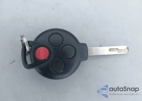 2012 Smart Fortwo Passion/Pure из США, поврежденный, VIN WMEEJ3BA1CK524147